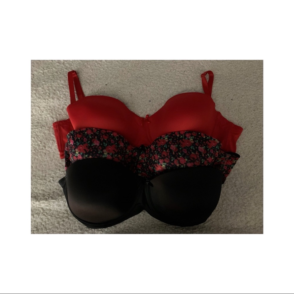42DD Bra Bundle - Picture 2 of 4